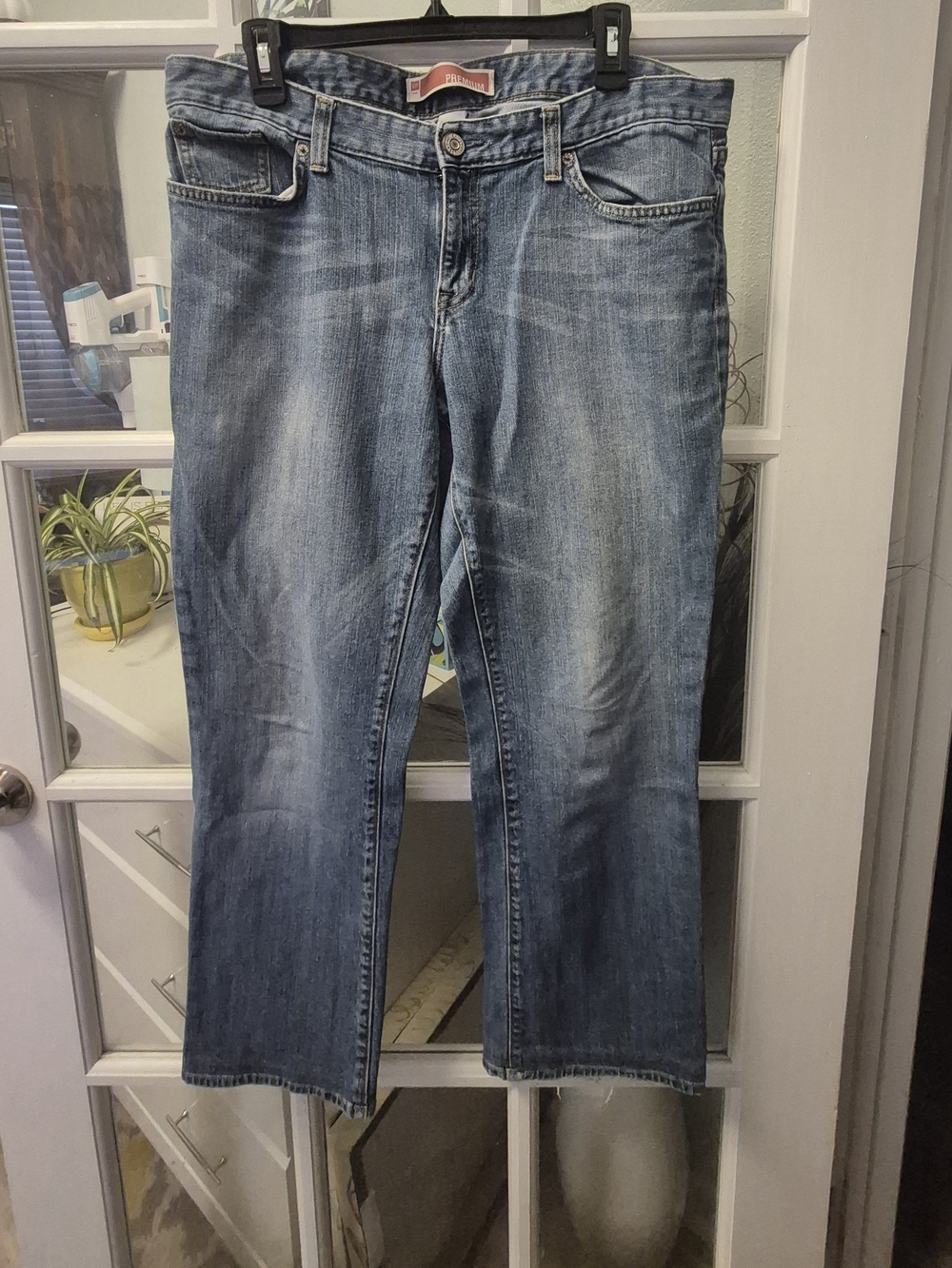 Women’s Vintage GAP Denim Jeans - Classic Mid Wash